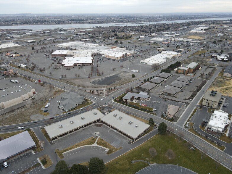 More Photos Of 8203 W Quinault Ave, Kennewick Office For Lease