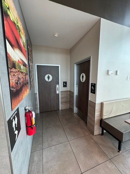 More Photos Of 12138 Hwy 17 Bypass N Byp, Murrells Inlet Fast Food For Lease