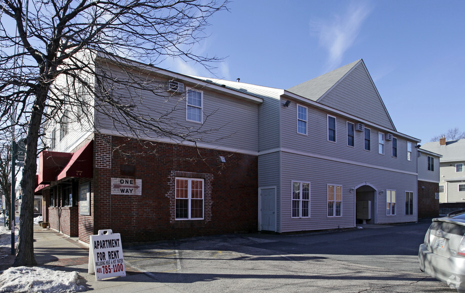 Primary Photo Of 77 Rolfe Sq, Cranston Storefront Retail Office For Lease