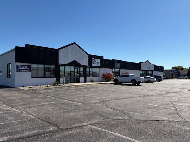 More Photos Of 920 N Westhill Blvd, Appleton Freestanding For Lease