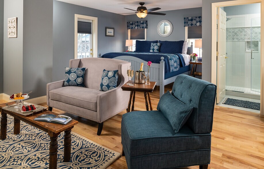 More Photos Of 72 Elm St, Camden Hospitality For Sale