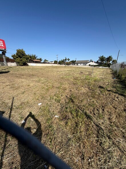 More Photos Of 12650 Western Ave, Los Angeles Land For Sale