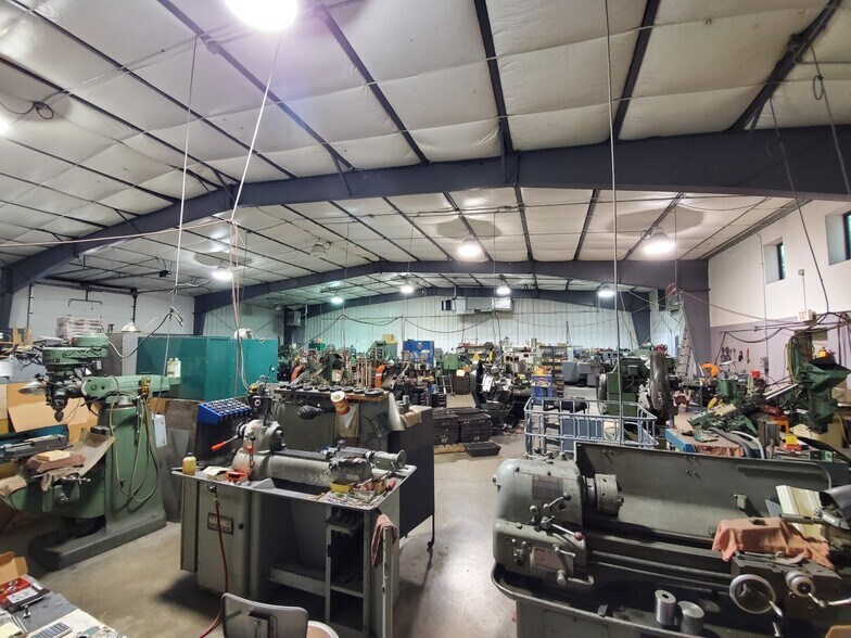 More Photos Of 520 Mill St, Montello Distribution For Sale