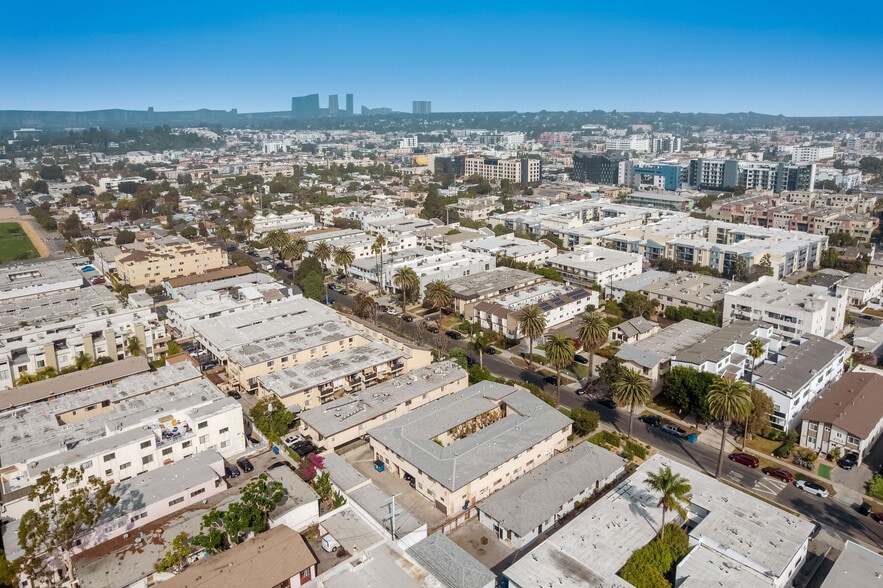More Photos Of 3705 WESTWOOD BL, Los Angeles Apartments For Sale