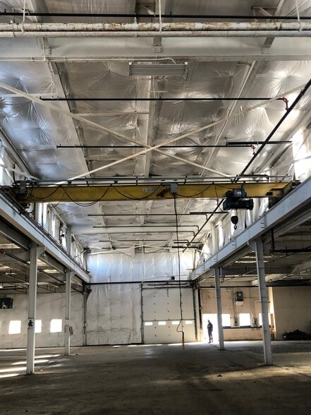 More Photos Of 1642 S Burlington Ave, Kewanee Warehouse For Sale