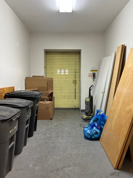 More Photos Of 1512 N Fremont St, Chicago Loft Creative Space For Lease