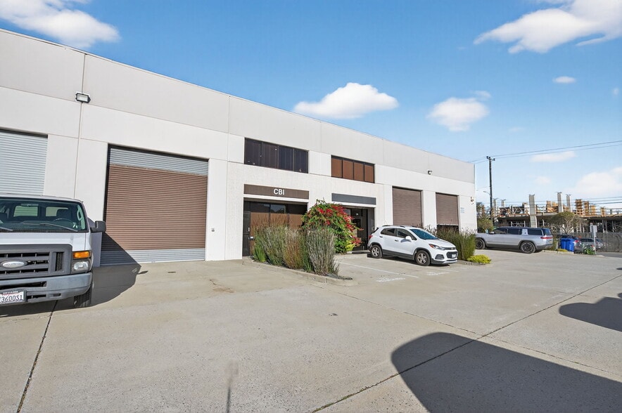 More Photos Of 20 S Linden Ave, South San Francisco Warehouse For Sale