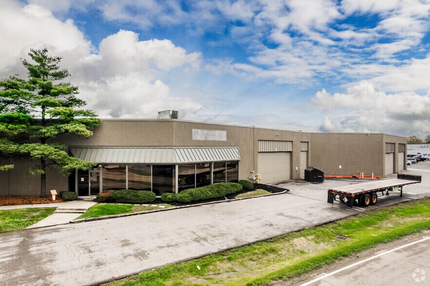 More Photos Of 4848-4870 Evanswood Dr, Columbus Manufacturing For Sale
