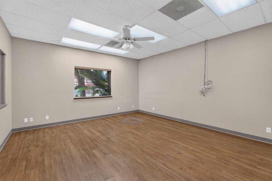 More Photos Of 113 N R St, Madera Land For Sale