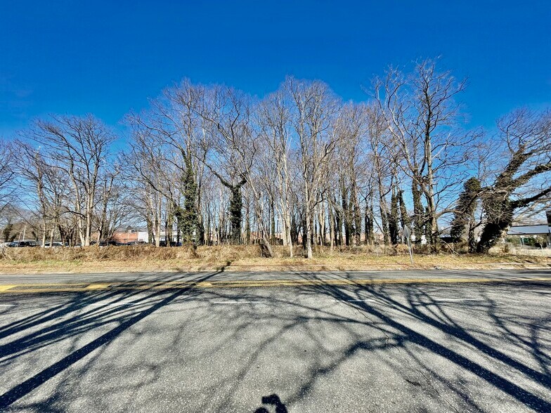 More Photos Of 590 Patchogue Rd, Port Jefferson Station Office For Sale