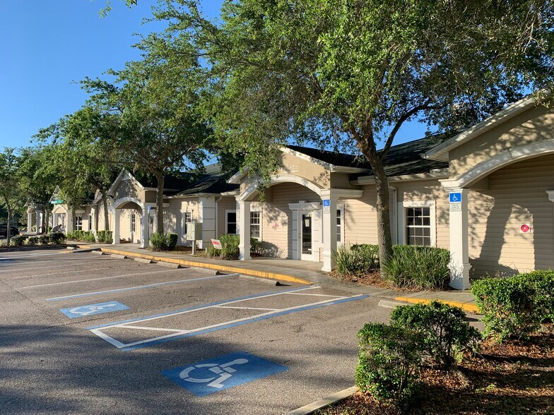 More Photos Of 5140 Deer Park Dr, New Port Richey Medical For Lease