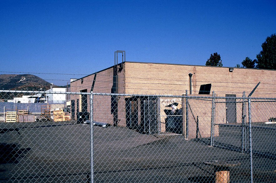 More Photos Of 150 Vallecitos de Oro, San Marcos Warehouse For Lease