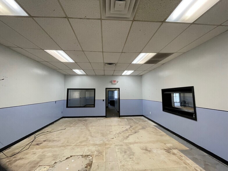 More Photos Of 561-585 Hazard Ave, Enfield Unknown For Lease