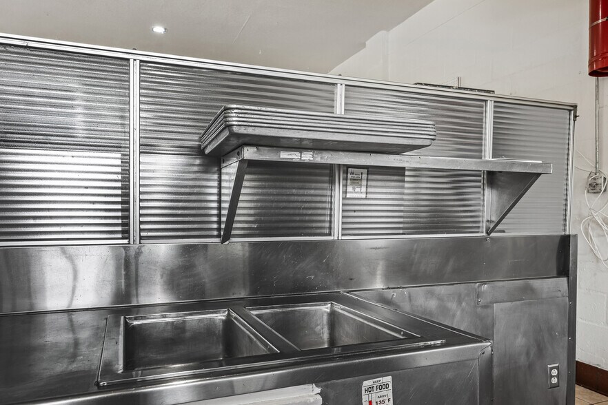 More Photos Of 33027 Road 159, Ivanhoe General Retail For Sale