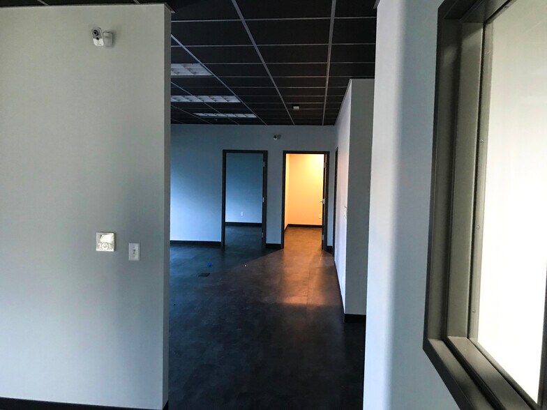 More Photos Of 3425 S Pacific Hwy, Medford Warehouse For Lease