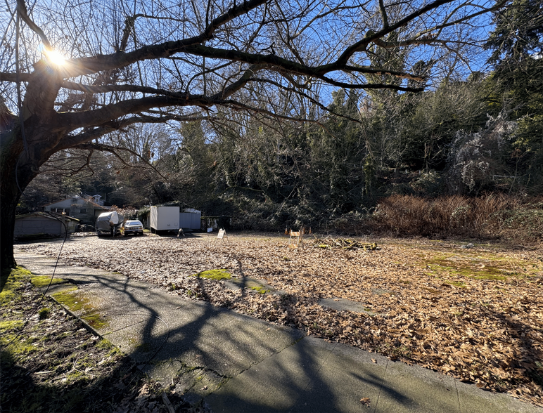 Primary Photo Of 2121 Aurora Ave N, Seattle Land For Sale