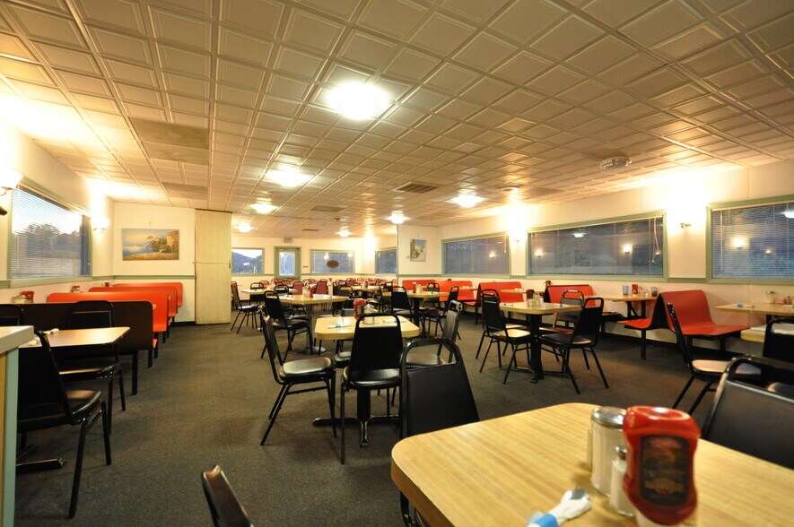 More Photos Of 11740 William Penn Hwy, Huntingdon General Retail For Sale