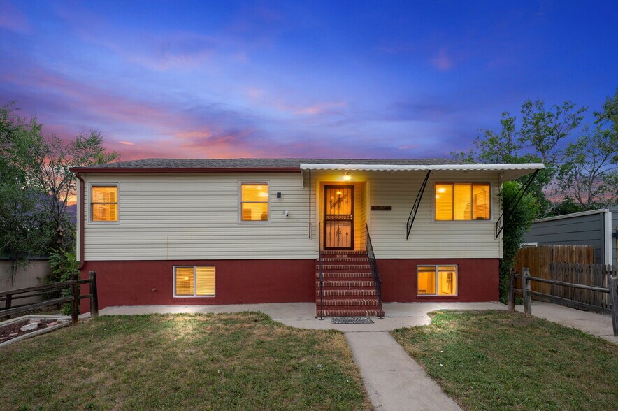 More Photos Of 1776 Jay St, Lakewood Apartments For Sale