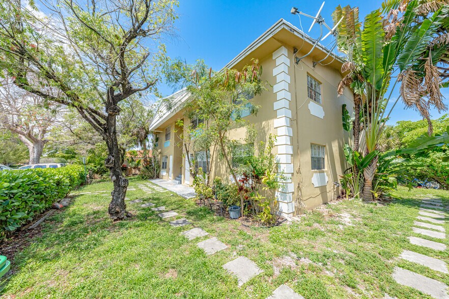 More Photos Of 7525 NW 44th Court, Coral Springs Apartments For Sale