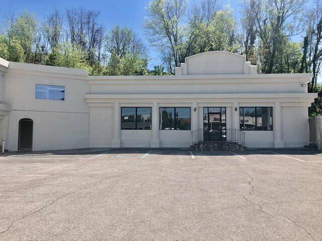 More Photos Of 4093-4097 Electric Rd, Roanoke Storefront Retail Office For Lease