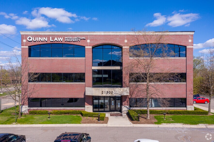 More Photos Of 21500 Haggerty Rd, Northville Office For Sale