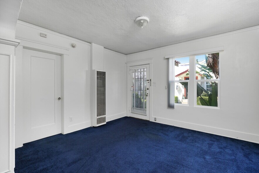 More Photos Of 1462 W 53rd St, Los Angeles Apartments For Sale