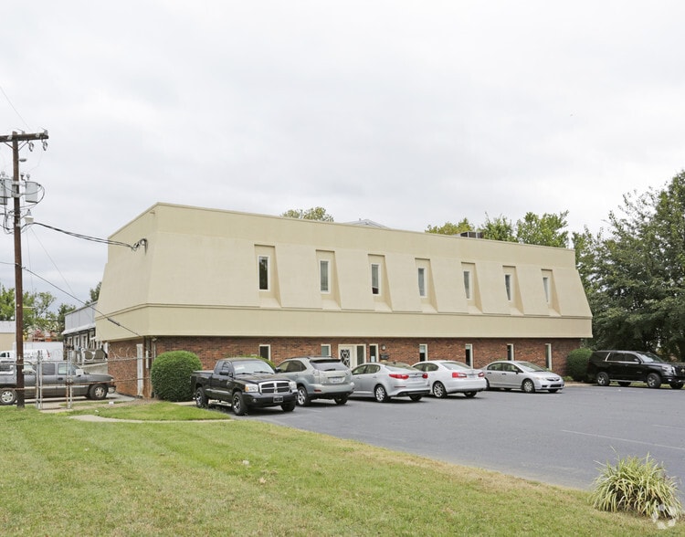 Primary Photo Of 1005 N Church St, Charlotte Warehouse For Lease