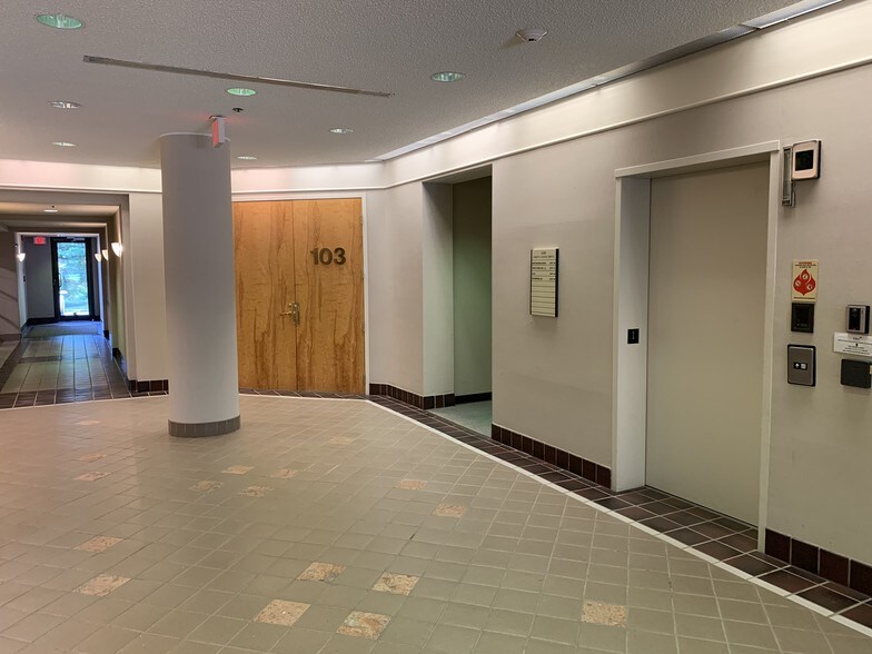 More Photos Of 6100 Chevy Chase Dr, Laurel Office For Lease