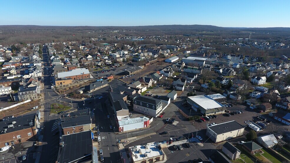 More Photos Of 200 Apple St, Quakertown Medical For Lease