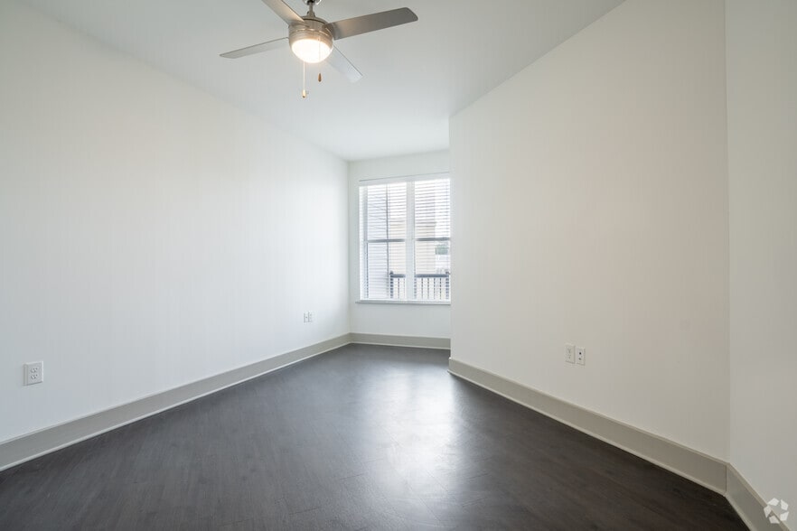More Photos Of 2800 Old Milton Pky, Alpharetta Unknown For Lease
