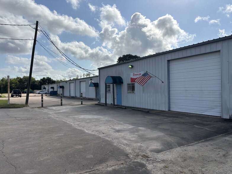 More Photos Of 1120 County Road 129, Alvin Warehouse For Sale
