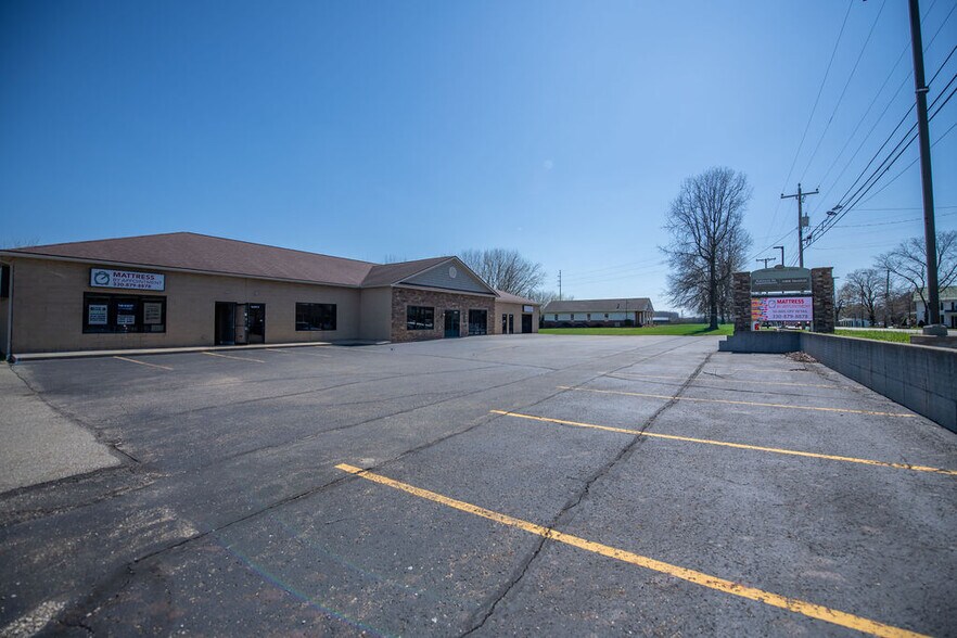 More Photos Of 1315 N Wooster Ave, Strasburg Freestanding For Lease