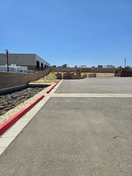 More Photos Of 1 Industrial Dr, Rialto Land For Sale