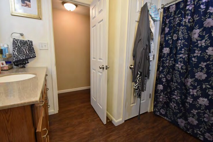 More Photos Of 517 E Monroe St, Metamora Multifamily For Sale