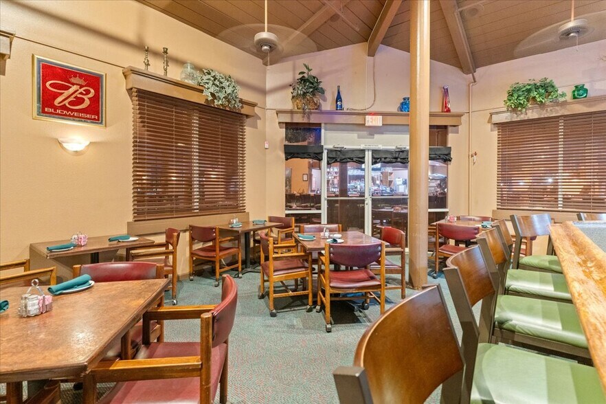 More Photos Of 12555 W Bell Rd, Surprise Restaurant For Sale