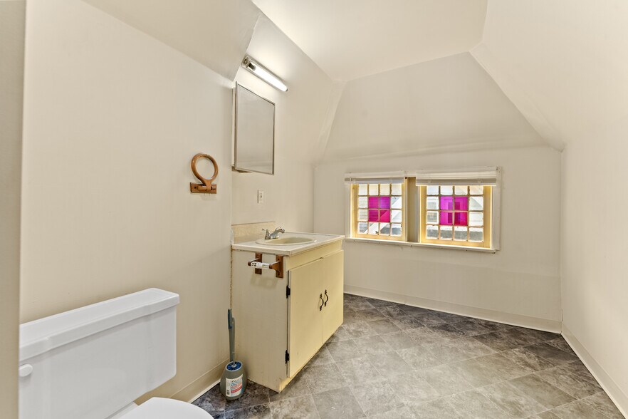 More Photos Of 158 Chapin St, Binghamton Apartments For Sale