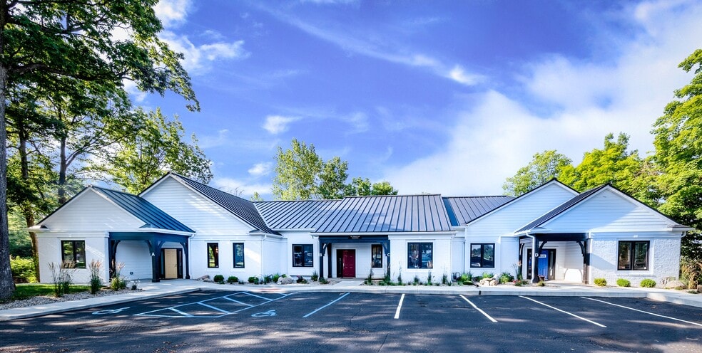 Primary Photo Of 6470 N Shadeland Ave, Indianapolis Office For Lease