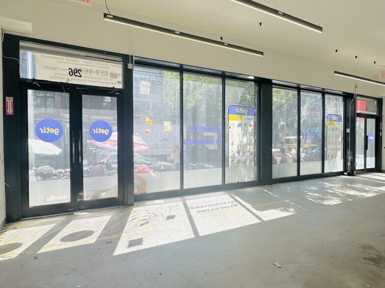 More Photos Of 294-296 Grand St, New York Storefront Retail Office For Lease
