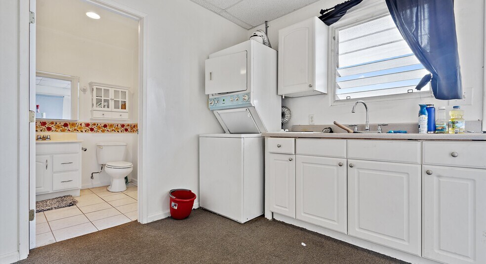 More Photos Of 2106 Young St, Honolulu Apartments For Sale