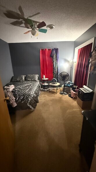 More Photos Of 111 Taylor Dr, Lexington Multifamily For Sale