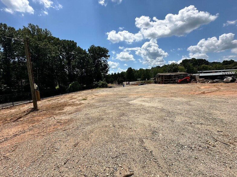 More Photos Of 5435 Mashburn Dr, Cumming Land For Lease