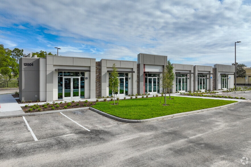 More Photos Of 13504 Village Park Dr, Orlando Unknown For Lease