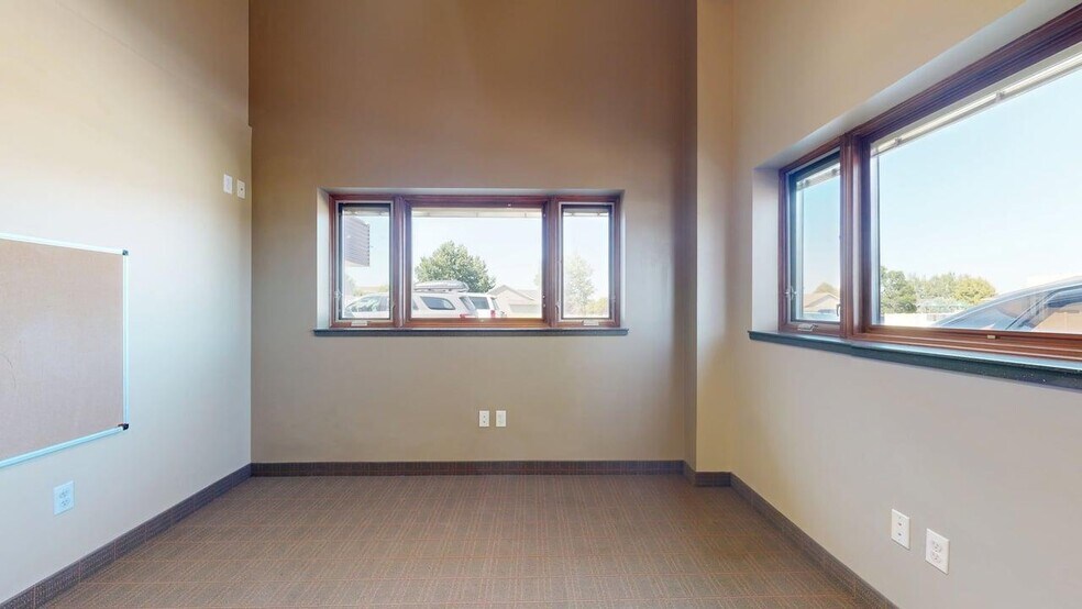 More Photos Of 1668 Gleneagles Blvd, Billings Office For Sale