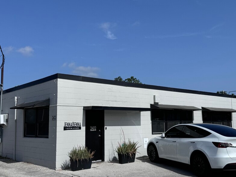 More Photos Of 2402 Coolidge Ave, Orlando Warehouse For Lease