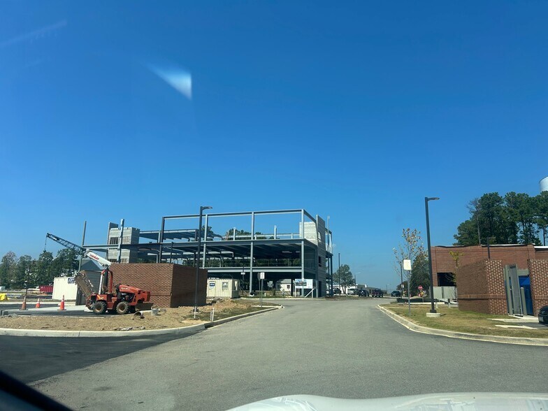 More Photos Of 15545 Cosby Rd, Chesterfield Medical For Lease