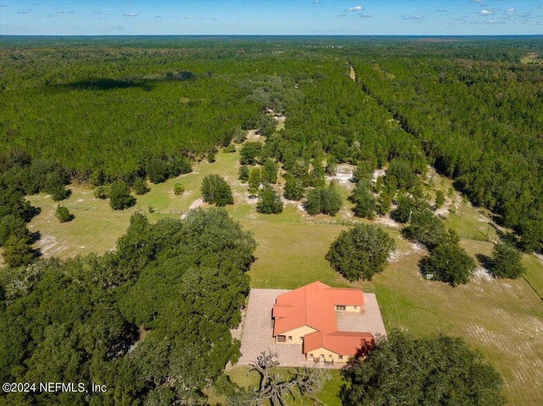 Primary Photo Of 258 Bostwick Cemetery Rd, Palatka Lodge Meeting Hall For Sale
