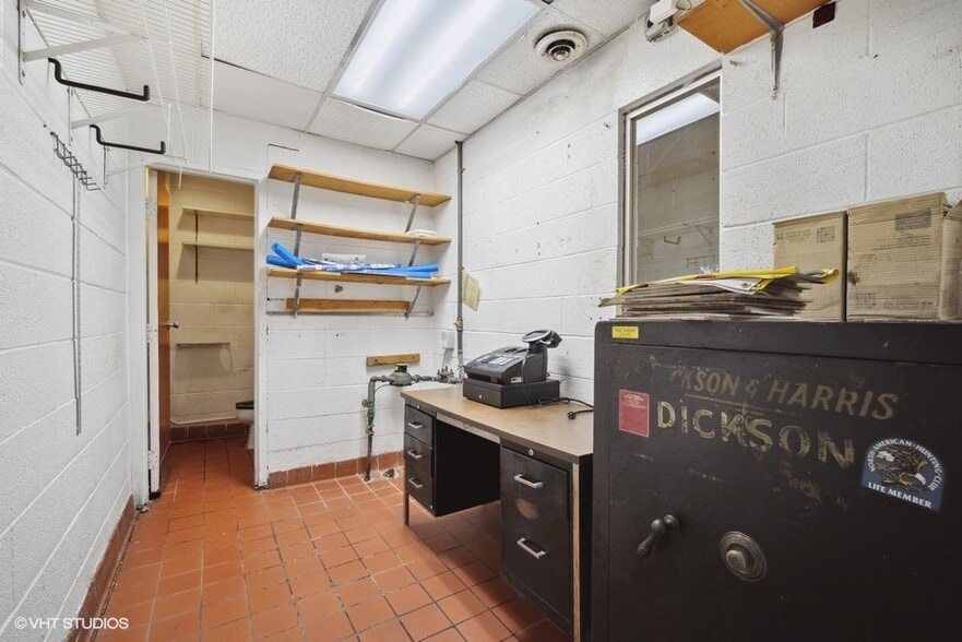 More Photos Of 1820 W Irving Park Rd, Schaumburg Fast Food For Sale