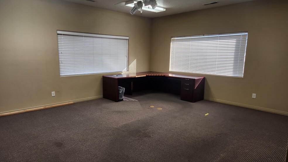 More Photos Of 4160 S River Rd, St George Industrial For Lease