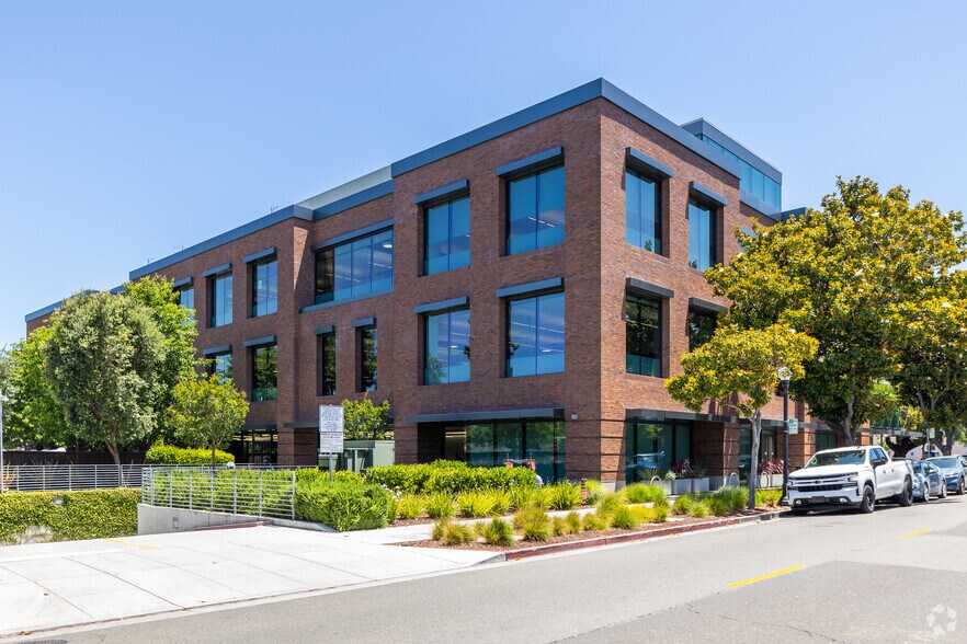 More Photos Of 250 Bryant St, Mountain View Office For Lease