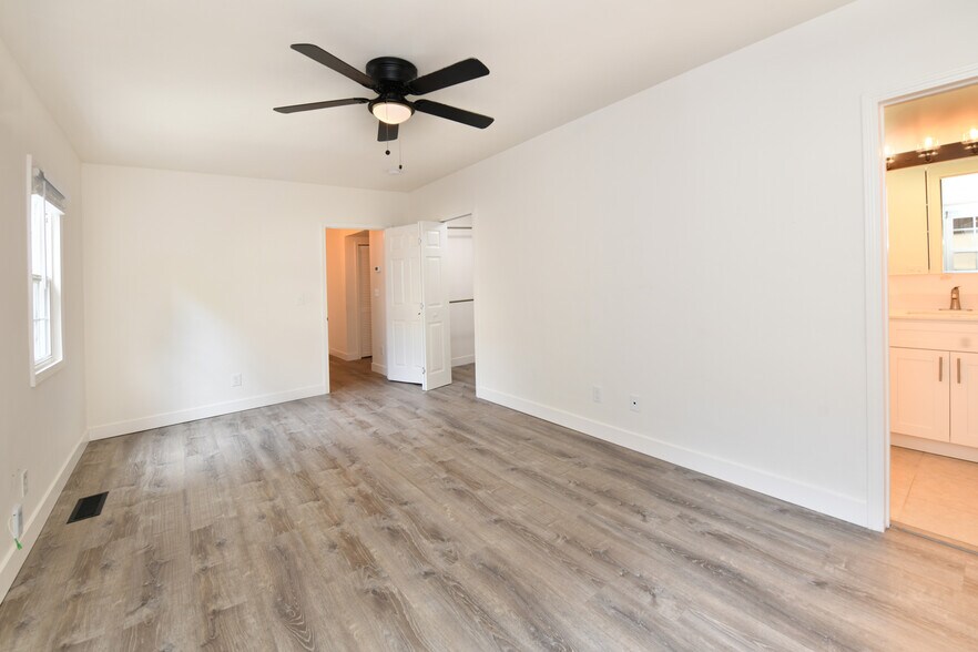 More Photos Of 534 Adams St, Albany Apartments For Sale